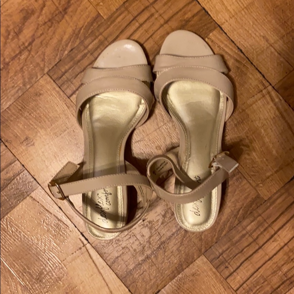 Nude block heel sandal